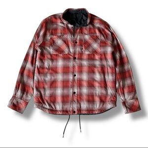 The North Face Fort Point
Insulated Flannel Men's Medium
Reversible Shacket